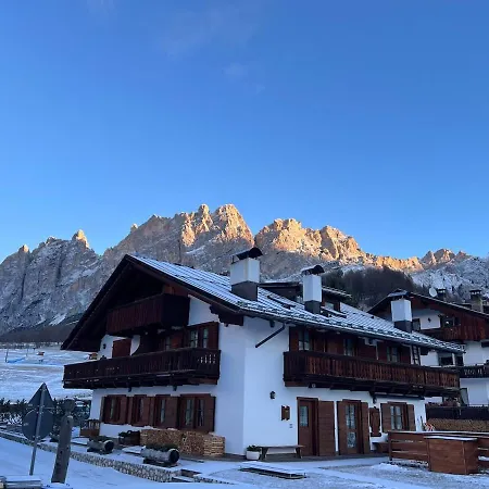 Charming House Cortina D Ampezzo Apartmán Řím